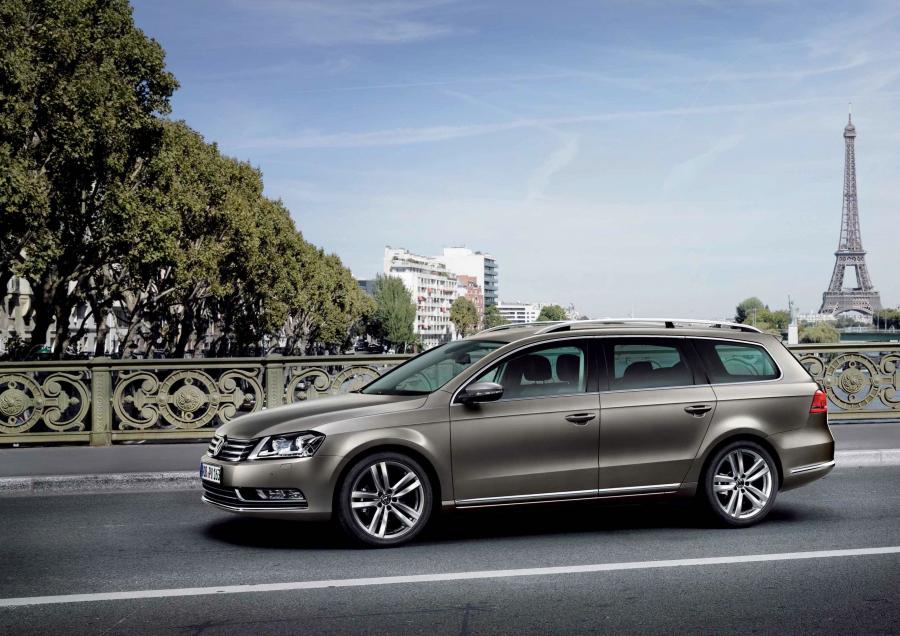  Volkswagen Passat Variant 2010 года  (фото 24 из 31)